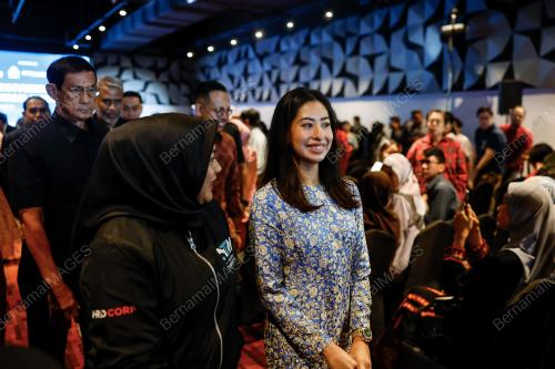 TUNKU TUN AMINAH SULTAN IBRAHIM