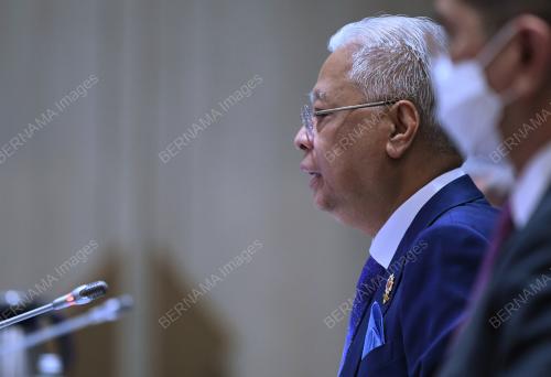 DATUK SERI ISMAIL SABRI YAAKOB