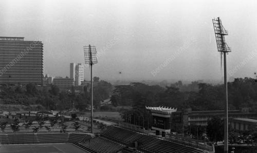 KL28_28012015_PASANG_LAMPU