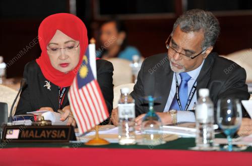 KL28_28022012_PERSIDANGAN