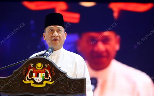 KL28_28062013_DATUK