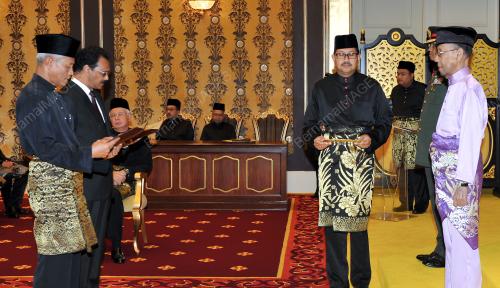 KL28_28062016_AGONG_SUMPAH