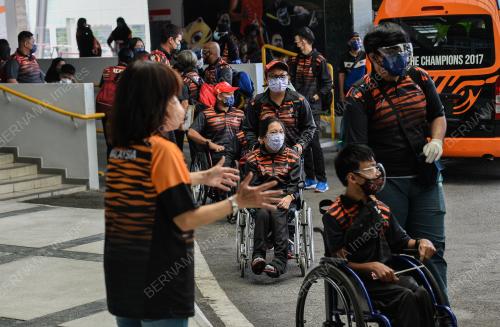 MAJLIS PENYERAHAN JALUR GEMILANG KEPADA KONTINJEN SUKAN REMAJA PARA ASIA BAHRAIN 2021