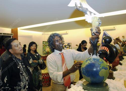 ZAINAL ABD AZIZ