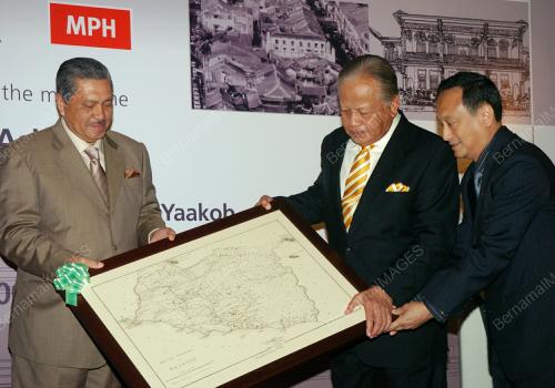 TUN MOHD KHALIL YAAKOB