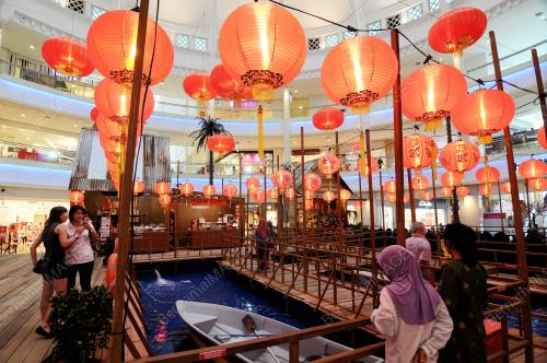 KL28_30012015_TAHUN_BARU_CINA