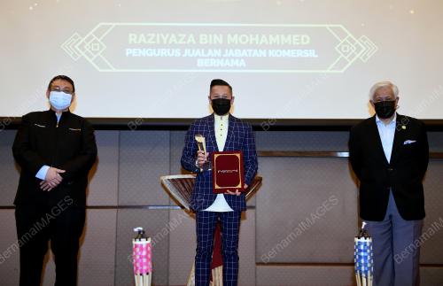 JENERAL TAN SRI DATUK PANGLIMA MOHD AZUMI MOHAMED