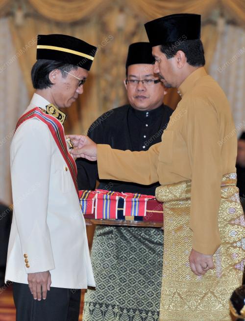 TUANKU MIZAN ZAINAL ABIDIN