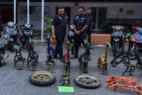 ACP MOHAMAD LAZIM ISMAIL