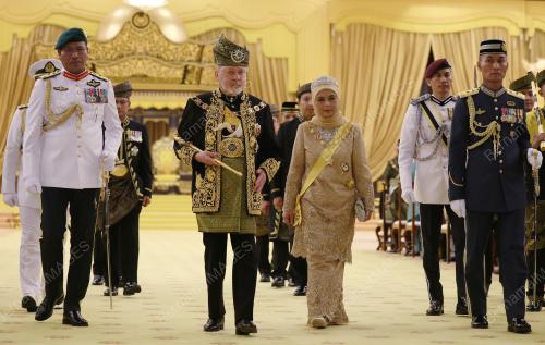 PERTABALAN YANG DI-PERTUAN AGONG KE-17