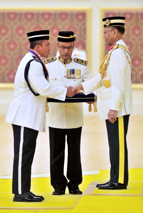 KL29_01022013_AGONG_PINGAT