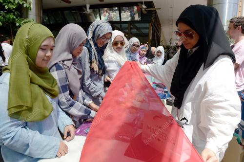 KL29_01022015_HIJAB2GO