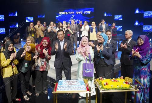 KL29_01042015_ULANGTAHUN