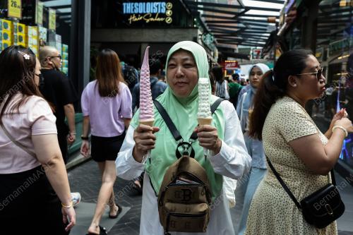 TINJAUAN CUACA PANAS DI KUALA LUMPUR