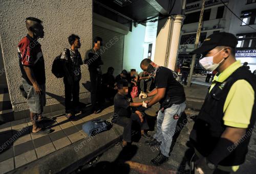 KL29_01082017_OPERASI_GELANDANGAN