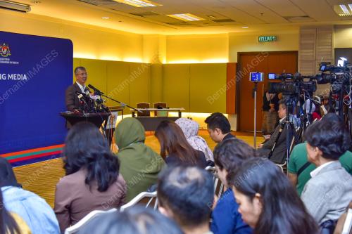 TENGKU DATUK SERI ZAFRUL AZIZ