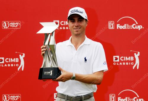 KL29_01112015_GOLF_CIMB