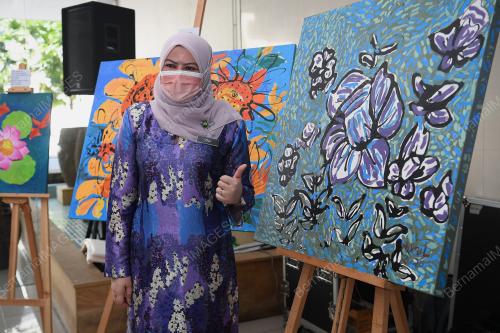 DATUK SERI RINA MOHD HARUN