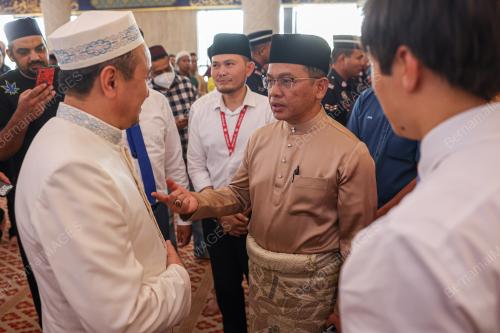 DATUK DR MOHD NA'IM MOKHTAR