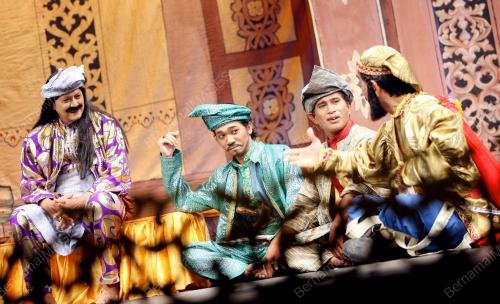 TEATER BANGSAWAN