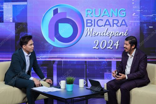 DATUK SERI MOHD UZIR MAHIDIN