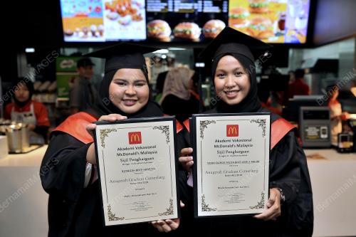 ANUGERAH GRADUAN CEMERLANG AKADEMI MCDONALD'S
