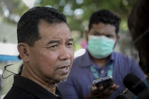 DATUK AHMAD SHAPAWI ISMAIL