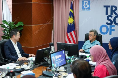 DATUK SERI WONG CHUN WAI