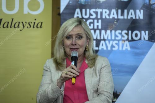 KL29_04122018_PRESS_CLUB_BN201811224461