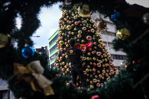 PERSIAPAN HARI NATAL