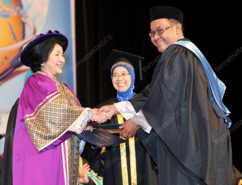 DATIN SERI ROSMAH MANSOR