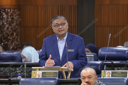 DATUK SERI DR SHAMSUL ANUAR NASARAH