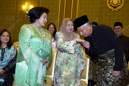 KL29_06052013_AGONG