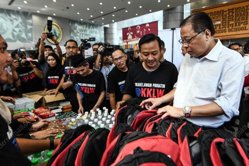 KL29_06122017_SURVIVAL_KIT