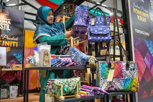 FESTIVAL KRAF PERSONA TEKSTIL