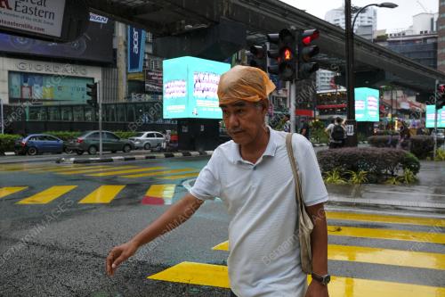 TINJAUAN CUACA HUJAN DI IBU KOTA