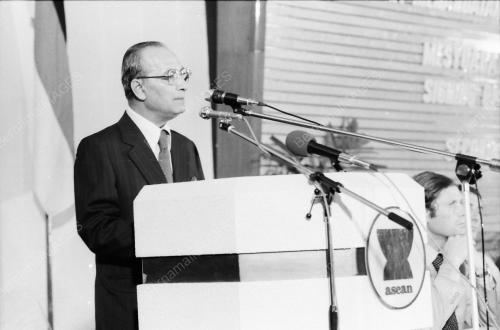 HUSSEIN ONN