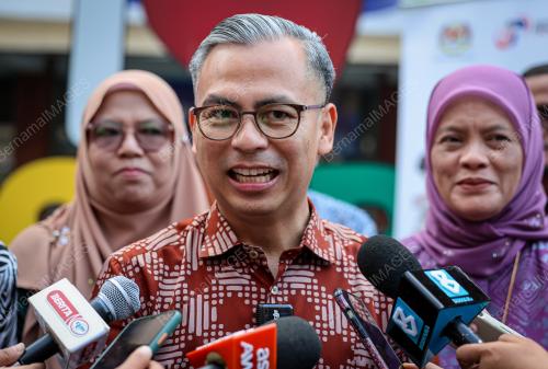DATUK FAHMI FADZIL