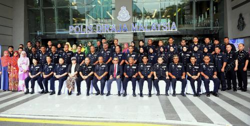 KL29_08092015_POLIS_APC