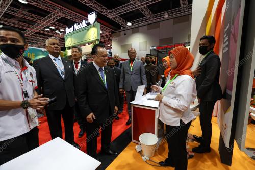 DATUK SERI ALEXANDER NANTA LINGGI
