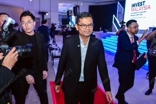 AKMAL NASRULLAH MOHD NASIR