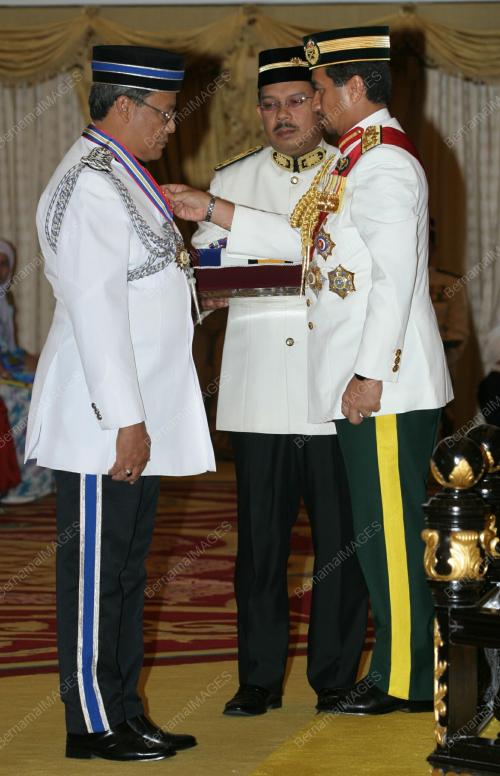 TUANKU MIZAN ZAINAL ABIDIN