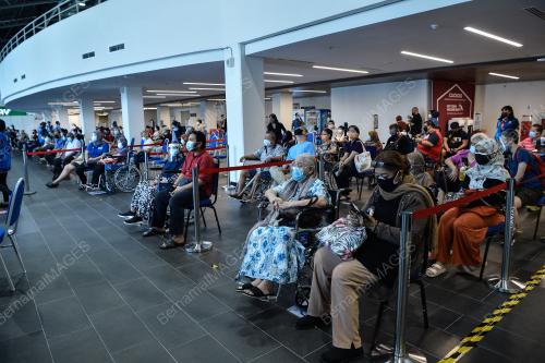 PUSAT PEMBERIAN VAKSIN AXIATA