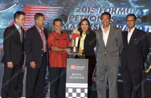 KL29_11022015_PELANCARAN