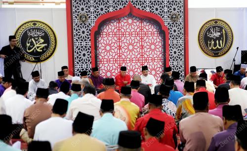 KL29_11052015_UMNO
