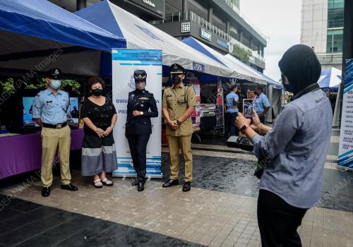 POLIS_PELANGGAN