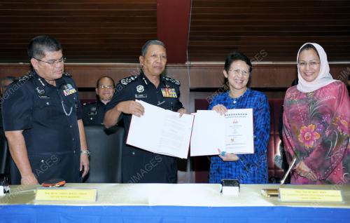 KL29_12012012_POLIS