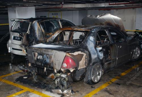 KERETA TERBAKAR
