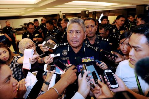 KL29_1301216_POLIS_13012016