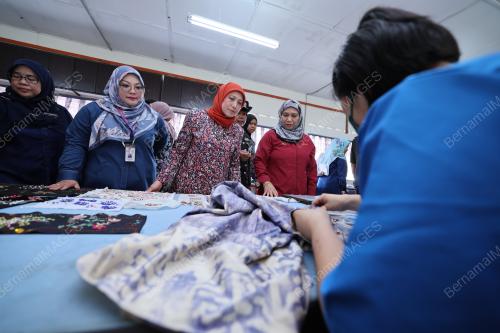 DATUK SERI NANCY SHUKRI